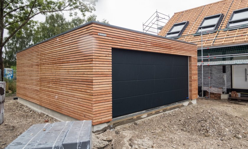 Dvojgar&aacute;ž 8x6 m - Mn&iacute;chov