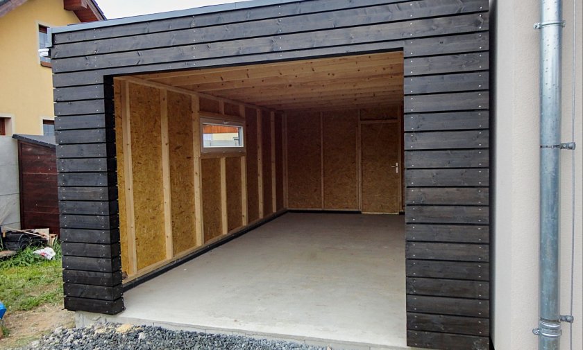 Gar&aacute;ž - 7 x 3,6 m - Vojkovice