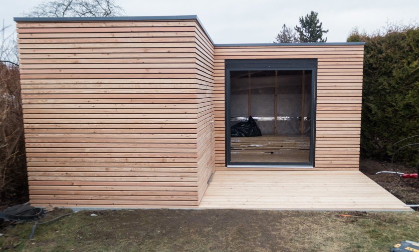 Z&aacute;hradn&aacute; posilňovňa so saunou - Praha