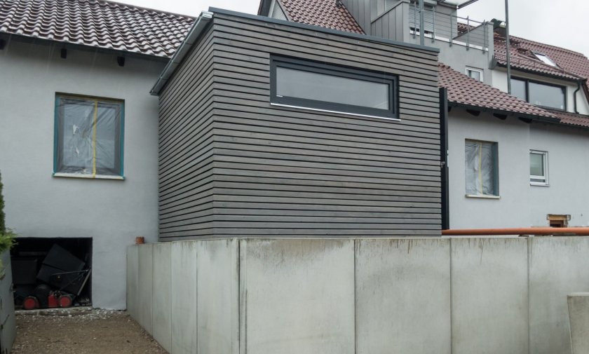 Modern&yacute; z&aacute;hradn&yacute; domček 3x3 m