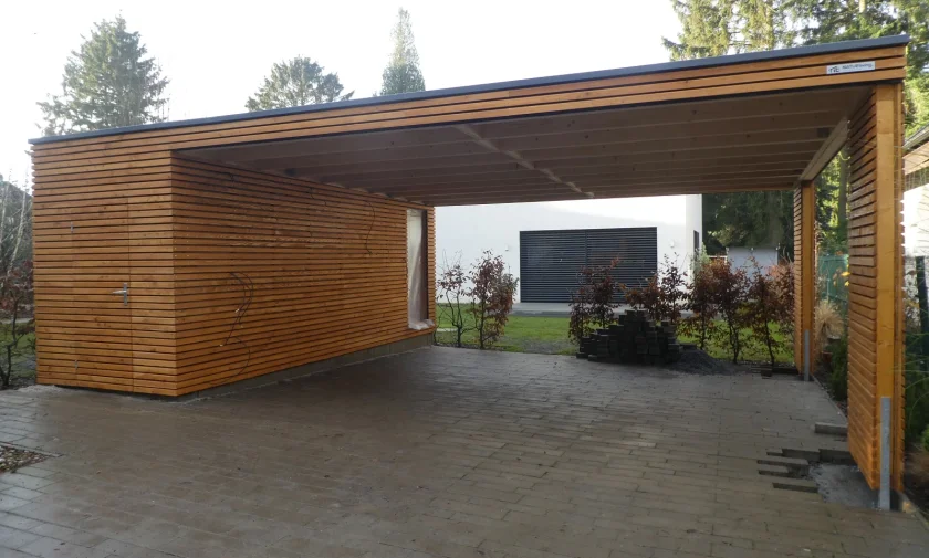 Pr&iacute;stre&scaron;ok pre 2 aut&aacute; so saunou Praha