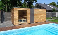 Moderní venkovní sauna se skladem