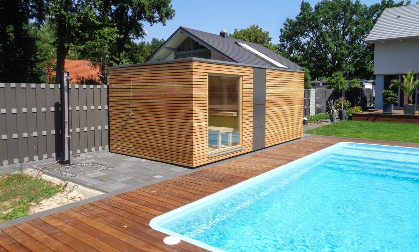 Modern&aacute; vonkaj&scaron;ia sauna so z&aacute;sobami - Sch&ouml;neiche