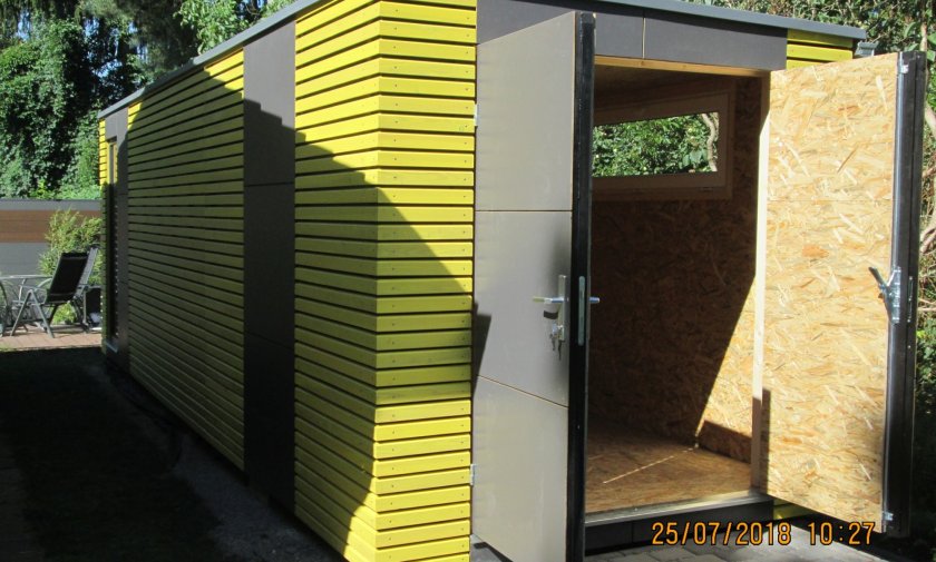 Z&aacute;hradn&aacute; sauna s &uacute;ložn&yacute;m priestorom - Zeuthen