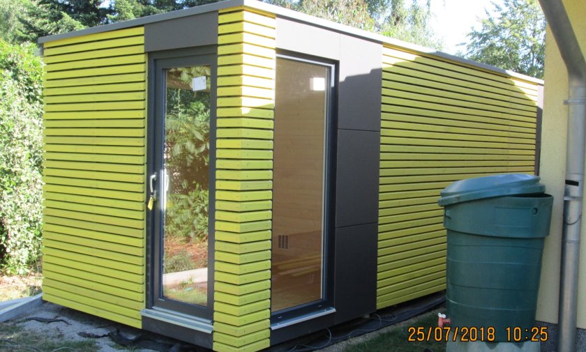 Z&aacute;hradn&aacute; sauna s &uacute;ložn&yacute;m priestorom - Zeuthen