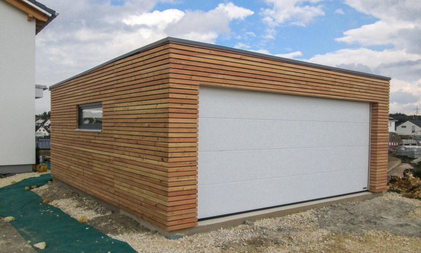 Drevená dvojgaráž so spoločnými bránami 6,3x6,3 m