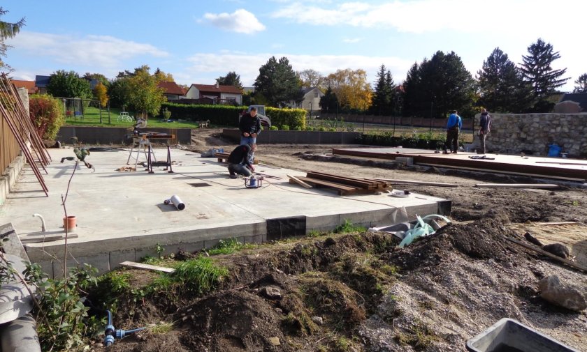 Montovan&aacute; dvojgar&aacute;ž 11,4 x 6,4 m + z&aacute;hradn&yacute; sklad - Bad Deutsch