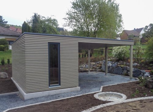 Z&aacute;hradn&yacute; domček 5x2,5 s pr&iacute;stre&scaron;kom - R&ouml;dental