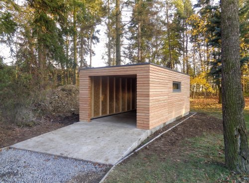 Montovan&aacute; gar&aacute;ž 7x3,5 m - Čel&aacute;kovice