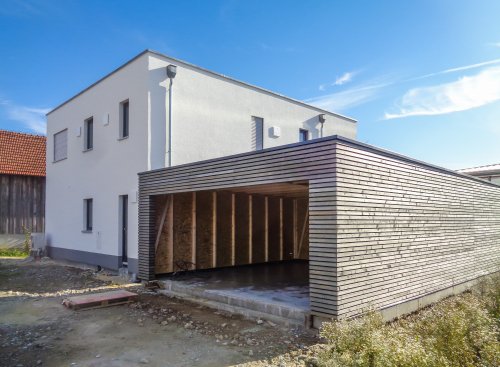 Dreven&aacute; gar&aacute;ž 9x6 m - Straubing