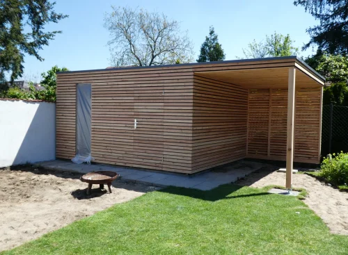 Z&aacute;hradn&yacute; sklad s pr&iacute;stre&scaron;kom 3x3m - Praha