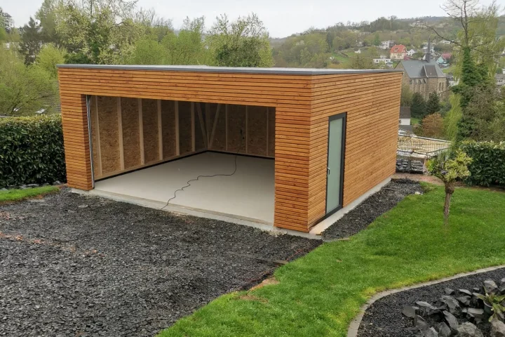 Gar&aacute;ž 6x6 m - Frankfurt nad Mohanom