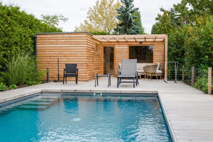 Atypick&aacute; z&aacute;hradn&aacute; sauna - Praha