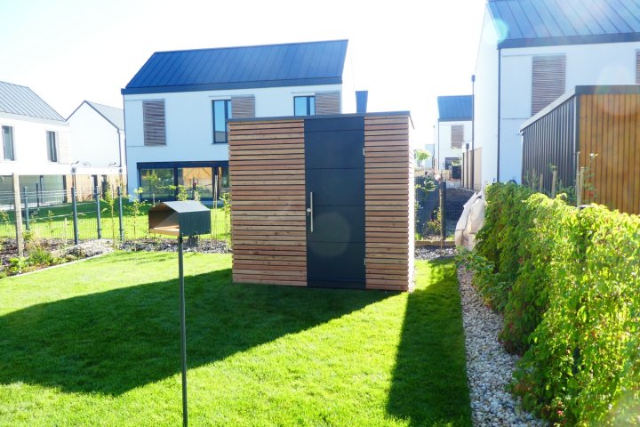 Mal&eacute; z&aacute;hradn&eacute; domčeky - Praha